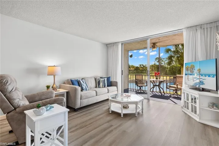 200 Forest Lakes Blvd 204, Naples, Florida 34105