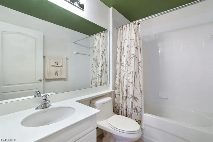 3200  Sea Haven  CT, North Fort Myers, FL 33903