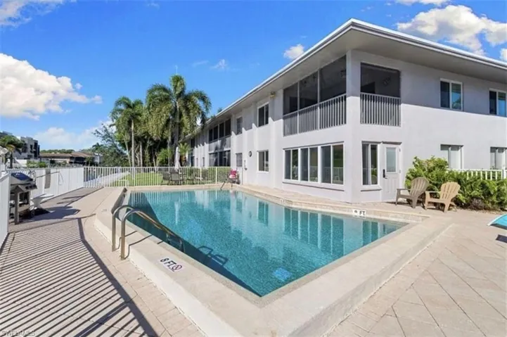 1686 Blue Point Ave B7, Naples, Florida 34102