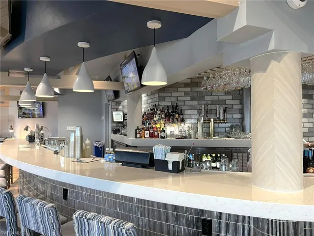 Wheelhouse bar & grille