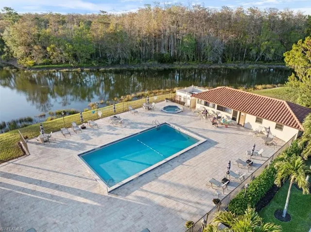 12725  Inverary  CIR, Fort Myers, FL 33912
