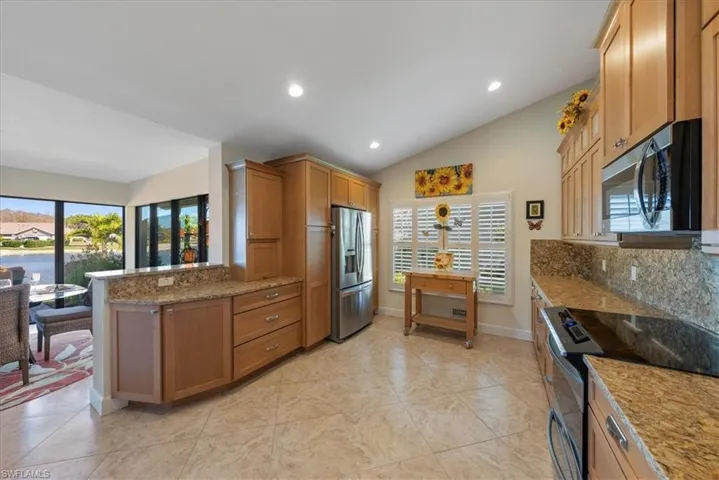 12725  Inverary  CIR, Fort Myers, FL 33912