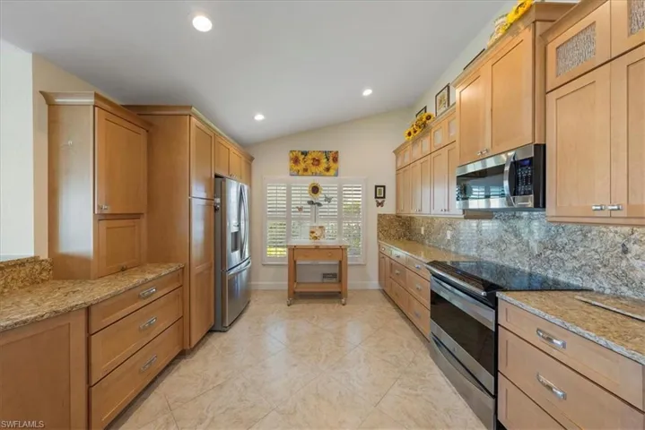 12725  Inverary  CIR, Fort Myers, FL 33912