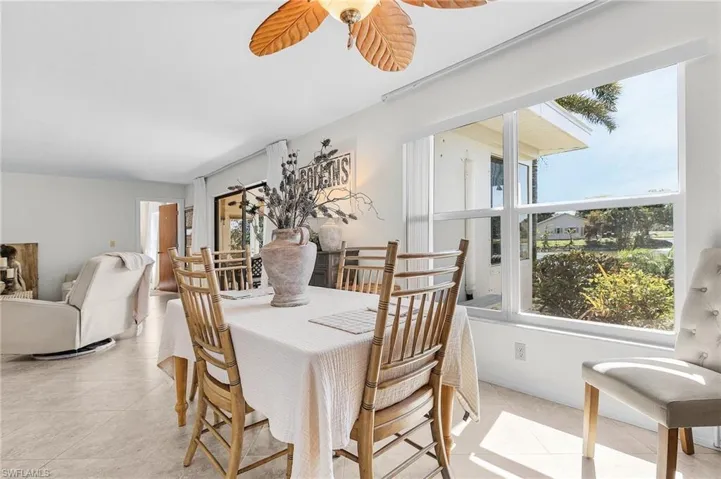 934 Charlemagne Blvd, Naples Fl 34112