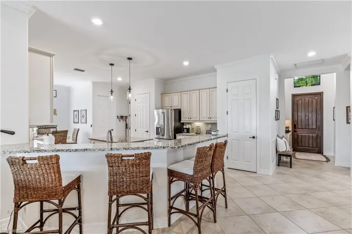 28111 Wicklow Ct, Bonita Springs, Florida 34135