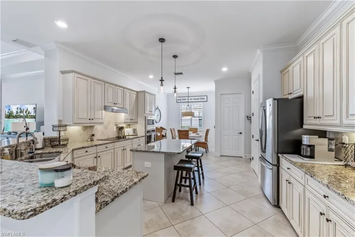 28111 Wicklow Ct, Bonita Springs, Florida 34135