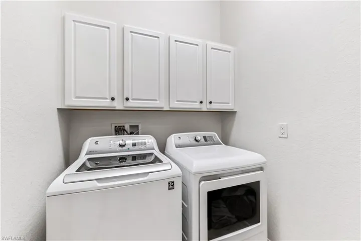 28111 Wicklow Ct, Bonita Springs, Florida 34135