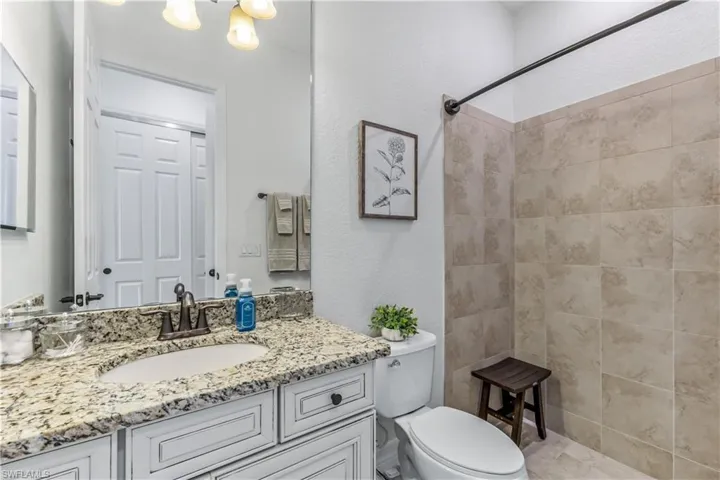 28111 Wicklow Ct, Bonita Springs, Florida 34135