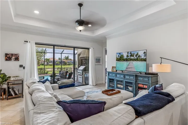 28111 Wicklow Ct, Bonita Springs, Florida 34135