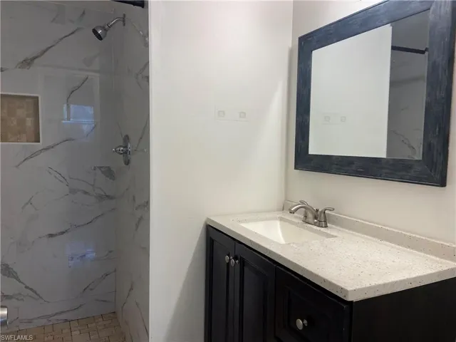 180 Turtle Lake Ct 102, Naples, Florida 34105