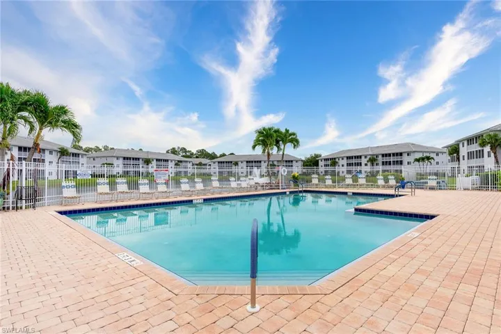 7842  Regal Heron  CIR, Naples, FL 34104