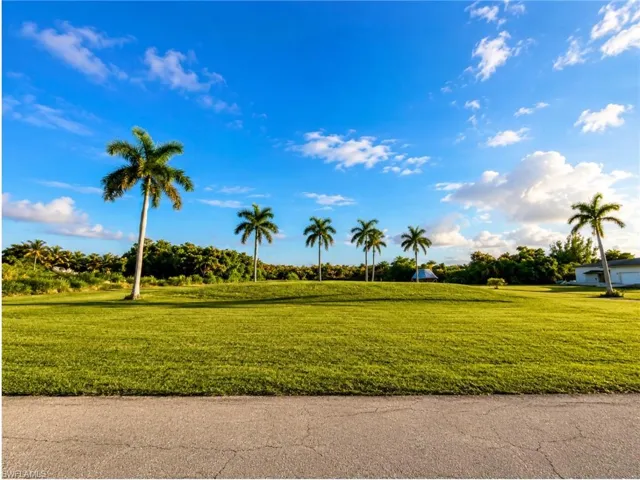 7655 Barrancas Ave, Bokeelia, Florida 33922