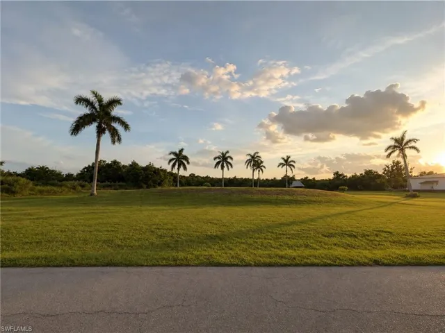 7655 Barrancas Ave, Bokeelia, Florida 33922
