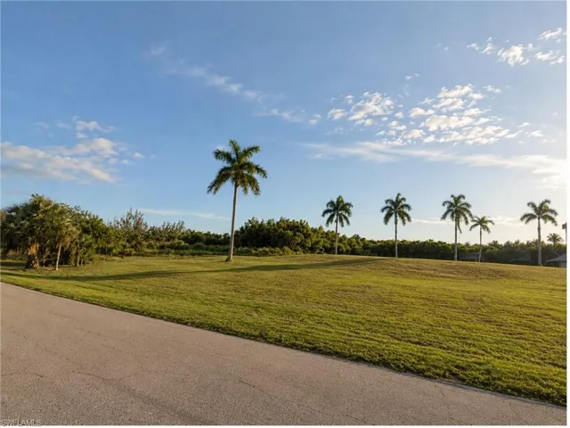 7655 Barrancas Ave, Bokeelia, Florida 33922