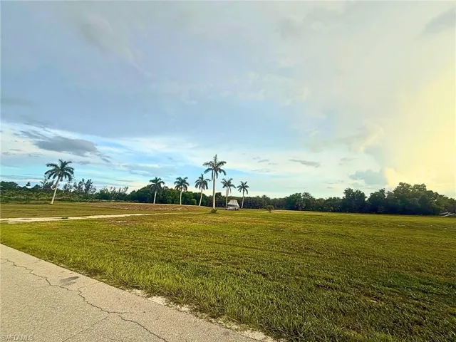 7655 Barrancas Ave, Bokeelia, Florida 33922