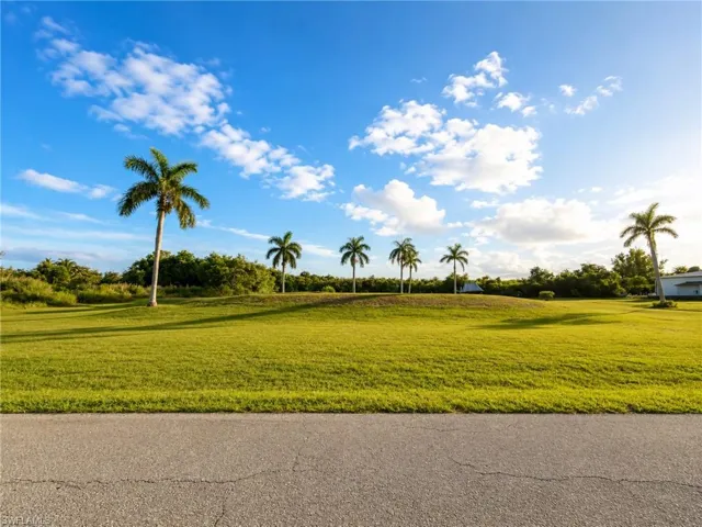 7655 Barrancas Ave, Bokeelia, Florida 33922