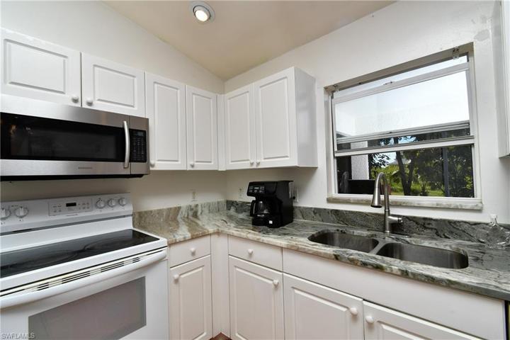 3205 7th ST SW, LEHIGH ACRES FL 33976