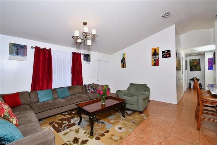 3205 7th ST SW, LEHIGH ACRES FL 33976