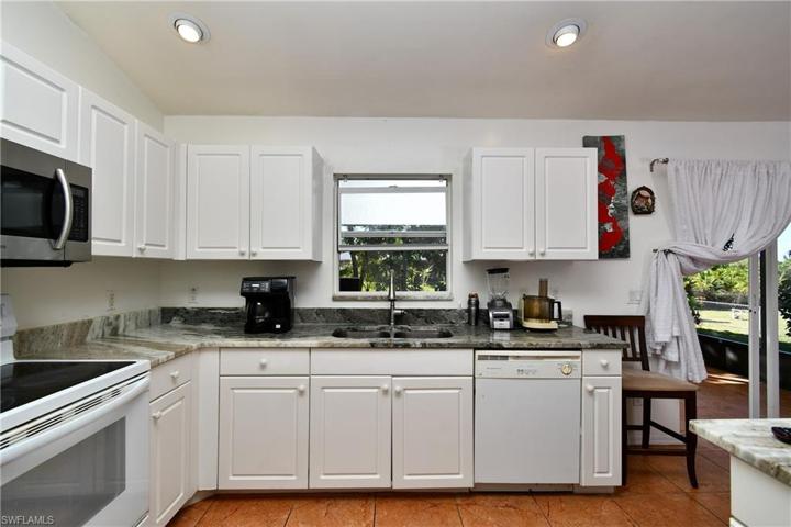 3205 7th ST SW, LEHIGH ACRES FL 33976