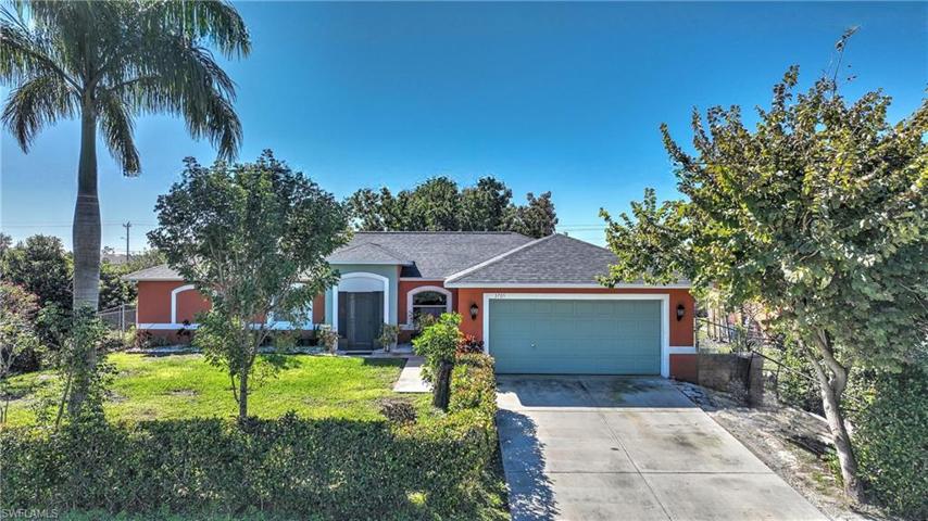 3205 7th ST SW, LEHIGH ACRES FL 33976