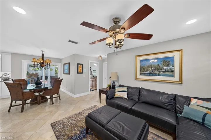 1812 Se 37th Ter, Cape Coral, Florida 33904