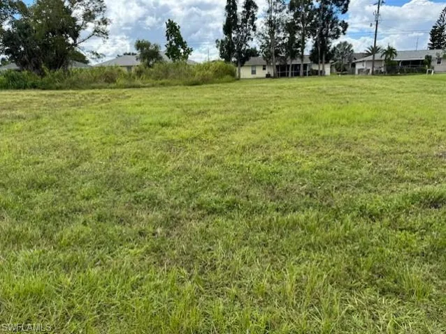 2116 Ne 25th Ter, Cape Coral, Florida 33909