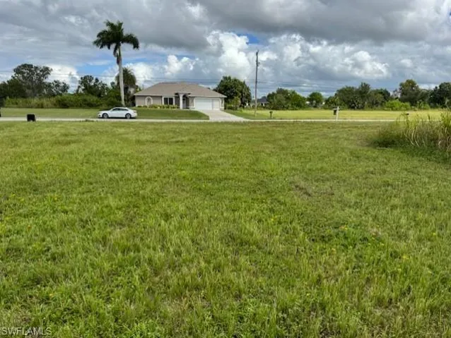 2116 Ne 25th Ter, Cape Coral, Florida 33909