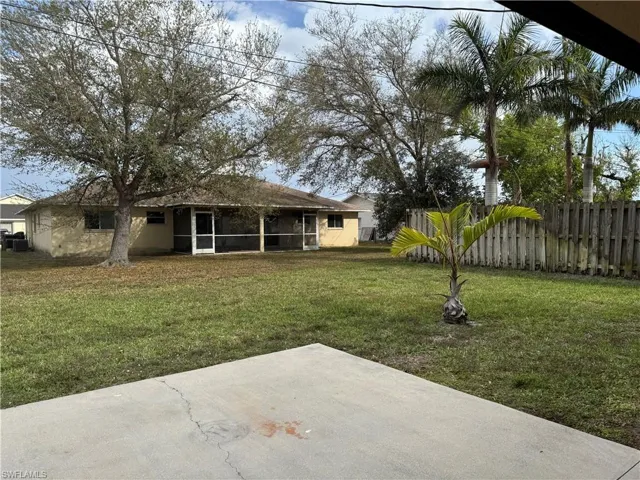 1715 1st Ave, Cape Coral, Florida 33991