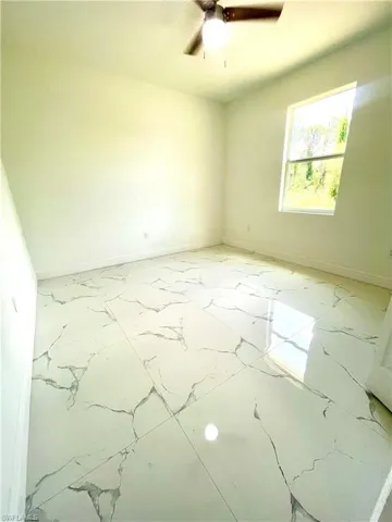 2521 33rd St W, Lehigh Acres Fl 33971