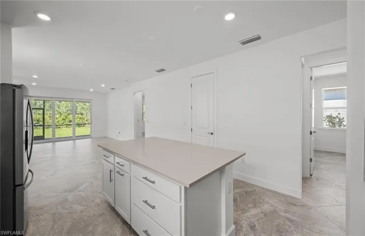 7064 Chapel Creek LN, NORTH FORT MYERS FL 33917