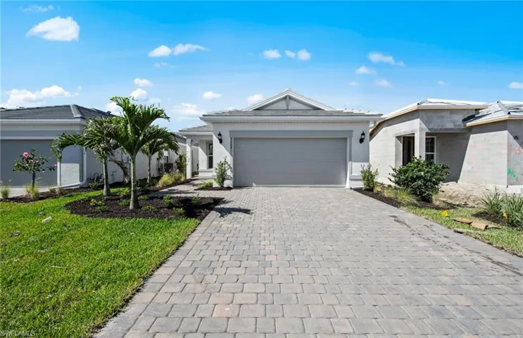 7064 Chapel Creek LN, NORTH FORT MYERS FL 33917