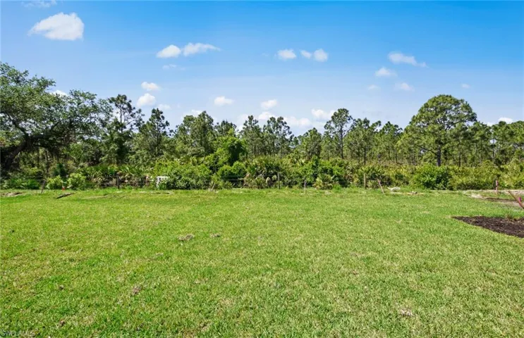 7064 Chapel Creek LN, NORTH FORT MYERS FL 33917