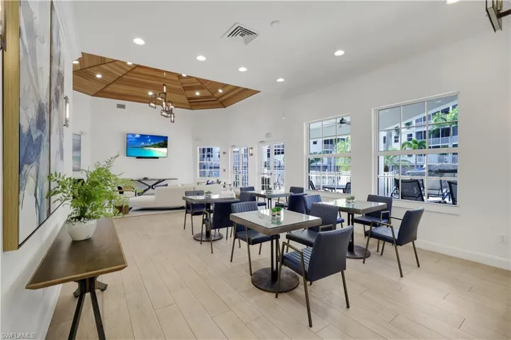 410  Flagship  DR, Naples, FL 34108