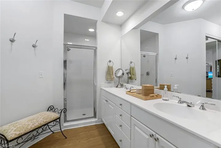 410  Flagship  DR, Naples, FL 34108
