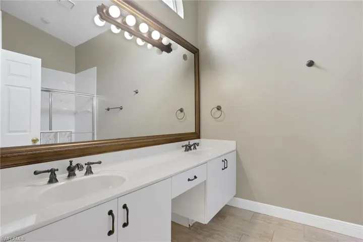 13643 Cherry Tree Ct, Fort Myers, Florida 33912