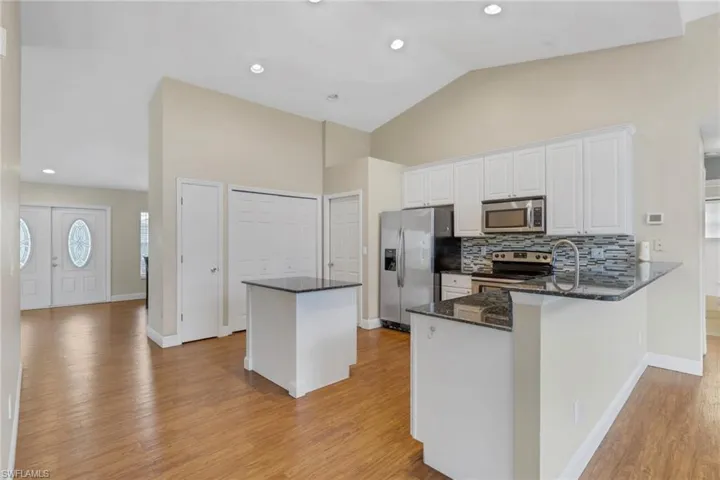 13643 Cherry Tree Ct, Fort Myers, Florida 33912