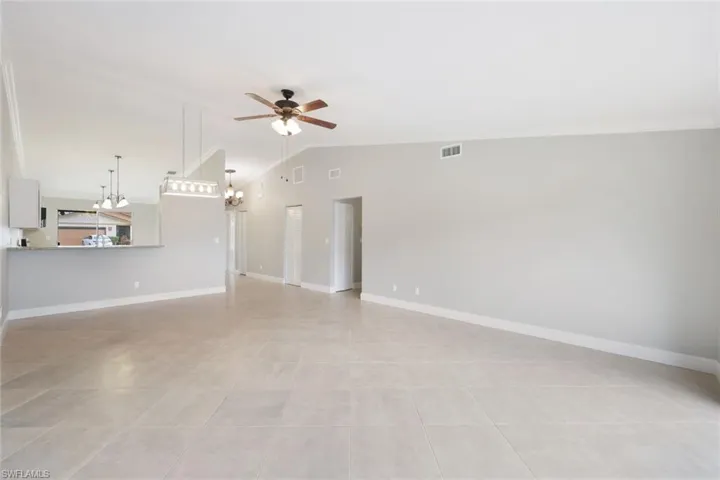 6474  Royal Woods  DR, Fort Myers, FL 33908