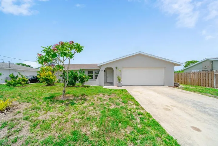 3113 54th Ln Sw, Naples, Florida 34116
