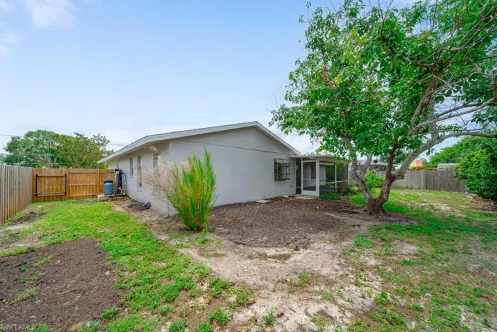 3113 54th Ln Sw, Naples, Florida 34116