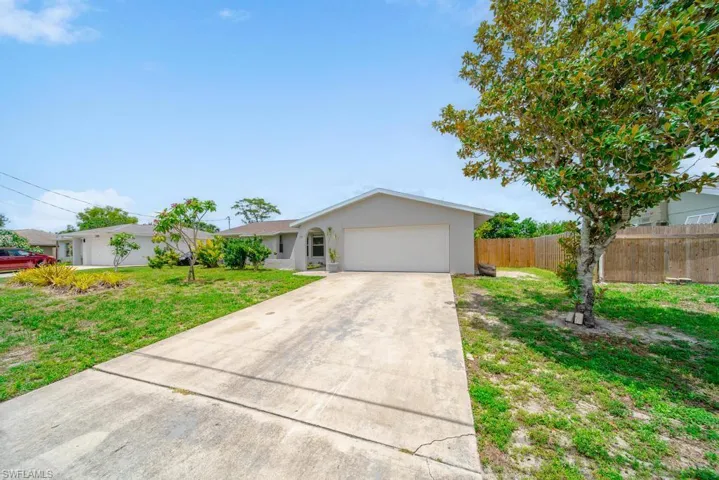3113 54th Ln Sw, Naples, Florida 34116