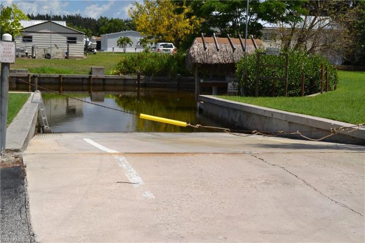 Community ramp