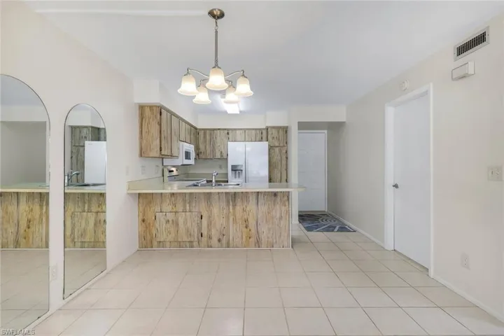 1100 Pondella Rd 906, Cape Coral, Florida 33909