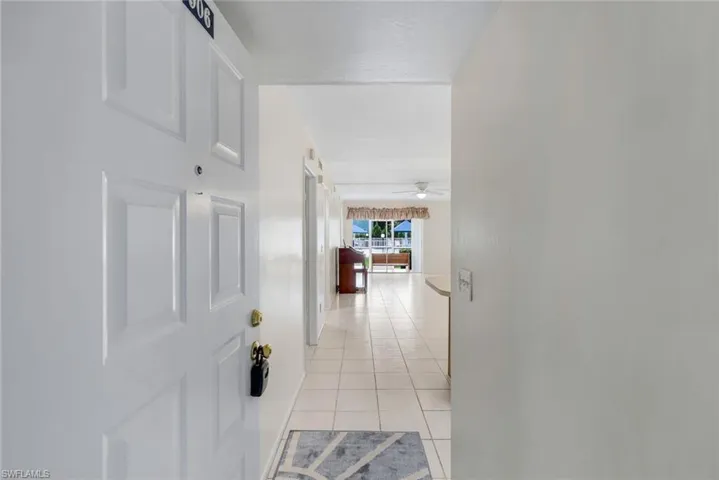 1100 Pondella Rd 906, Cape Coral, Florida 33909