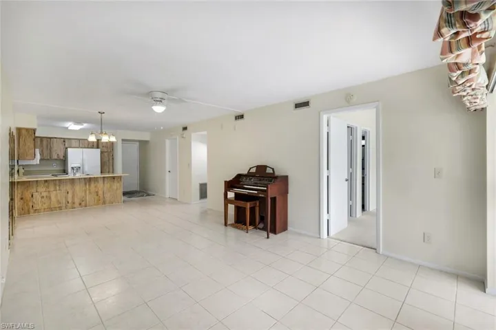 1100 Pondella Rd 906, Cape Coral, Florida 33909