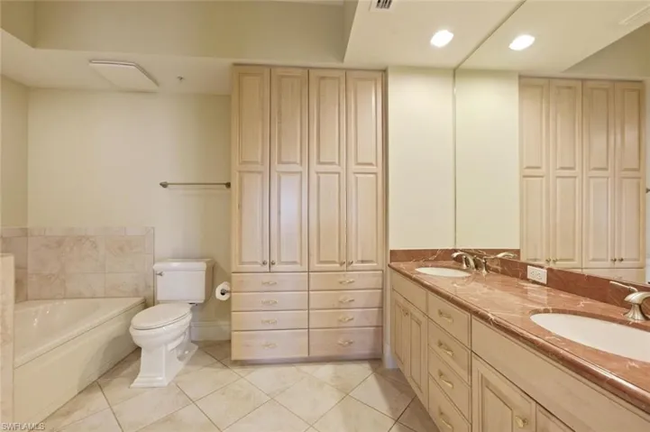 5068 Annunciation Cir 4310, Ave Maria, Florida 34142