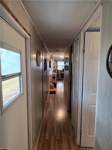 Side rear door for easy access to the back yard.