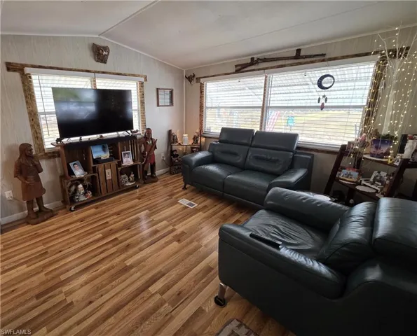 Plenty of room to entertain family and friends.