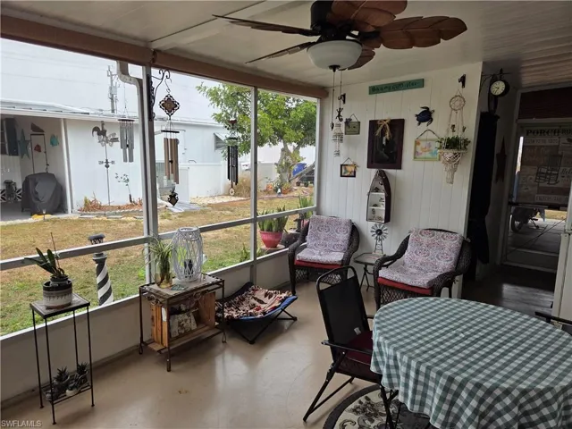 Lazy Days is a people-friendly, pet-friendly community.