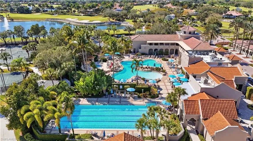 Order your favorite beverage, poolside.