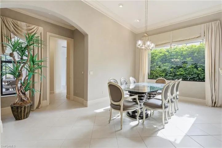 An elegant setting for formal dining and entertaining.